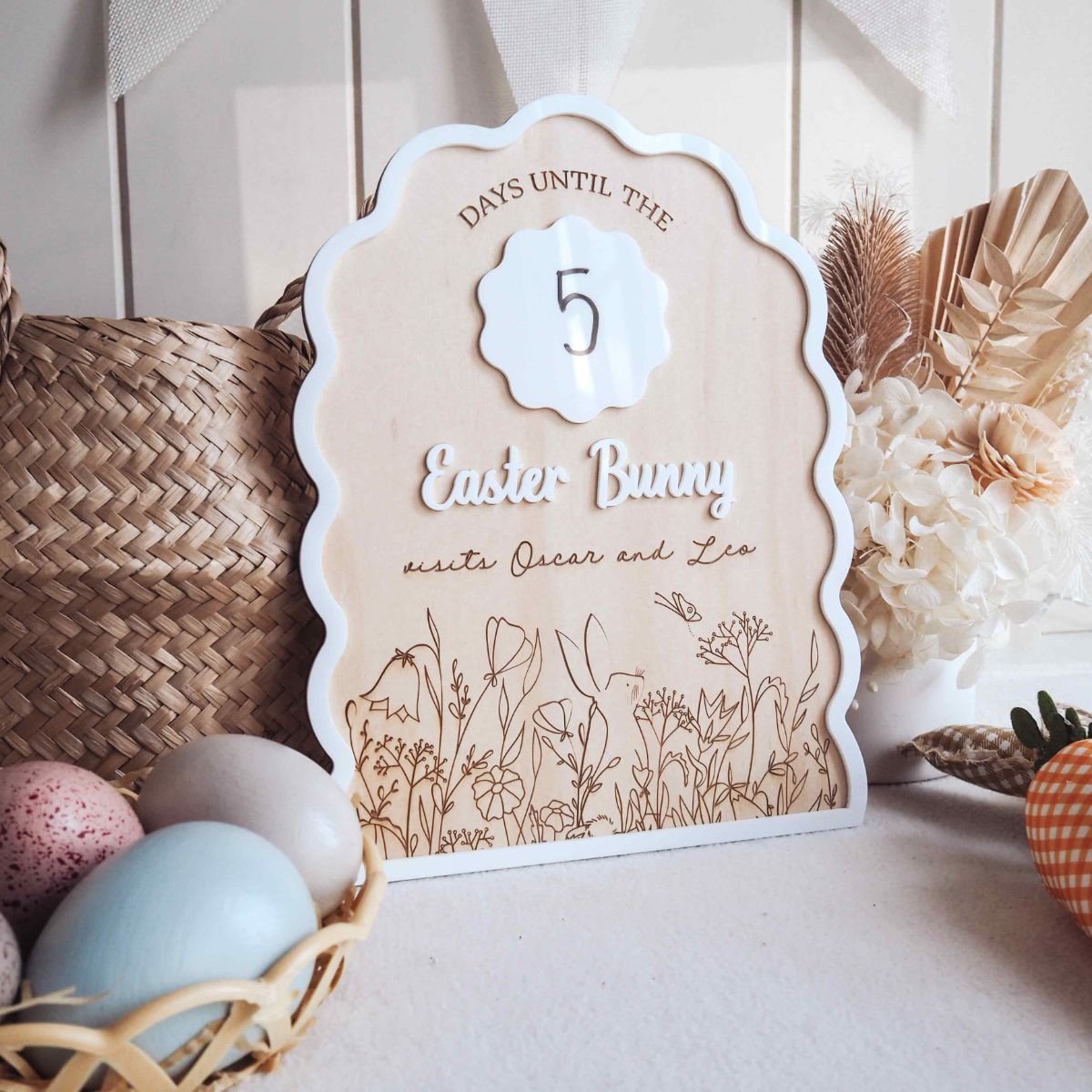 Easter Countdown Plaque - Wavy Design